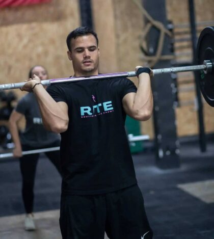 Camiseta fitness hombre negra